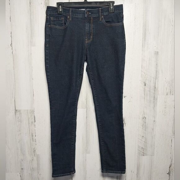 Old Navy Original Mid Rise Dark Wash Size 8 Short - Picture 1 of 7